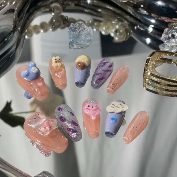 Gorgeous handmade 3D press-on pink and purple charm nails. (Nail Glue Included!) - Picture 5 of 7